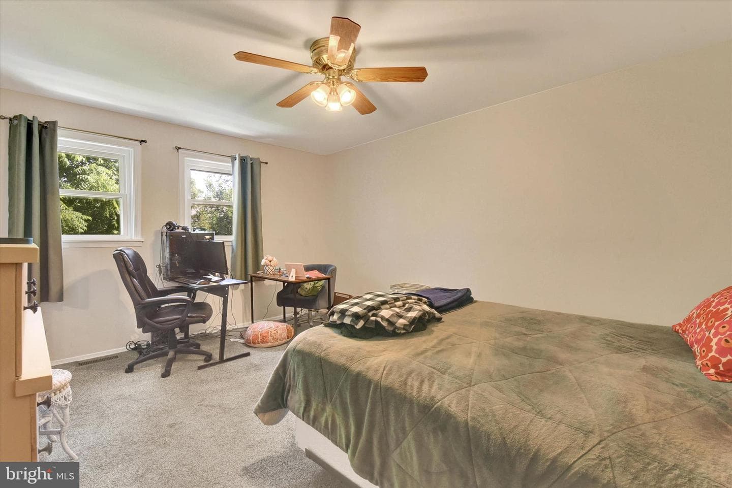 44 Rose Of Sharon Drive photo 12