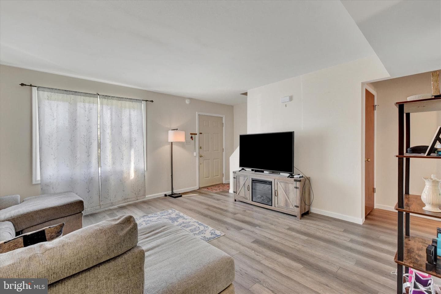 44 Rose Of Sharon Drive photo 4