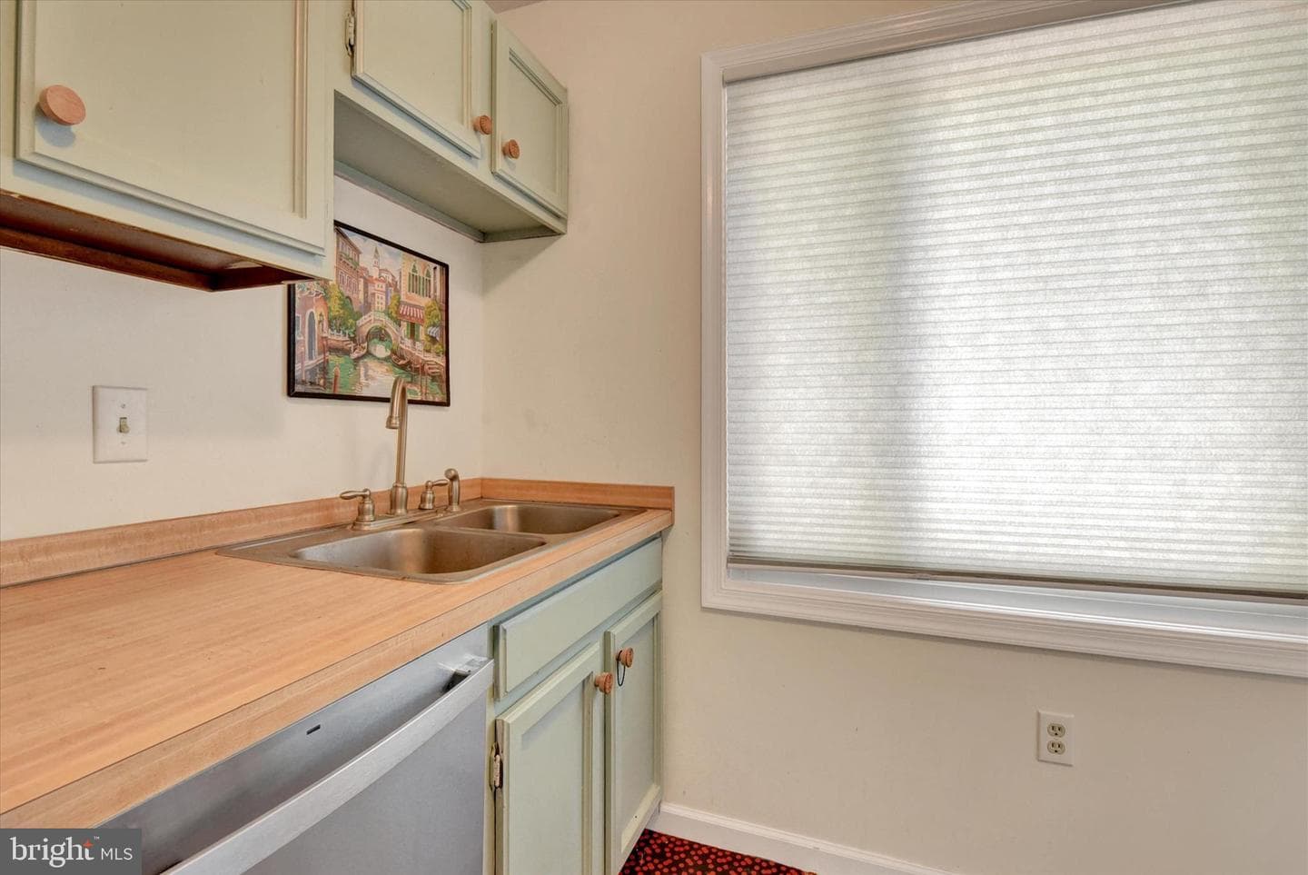 44 Rose Of Sharon Drive photo 9