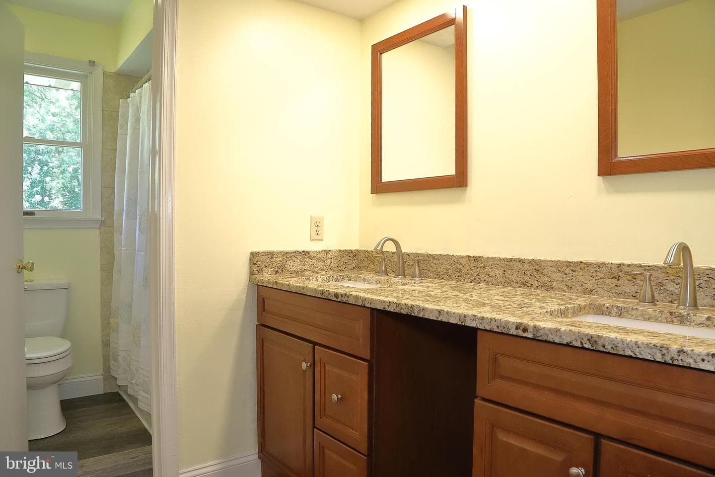 115 Greenwood Road photo 13