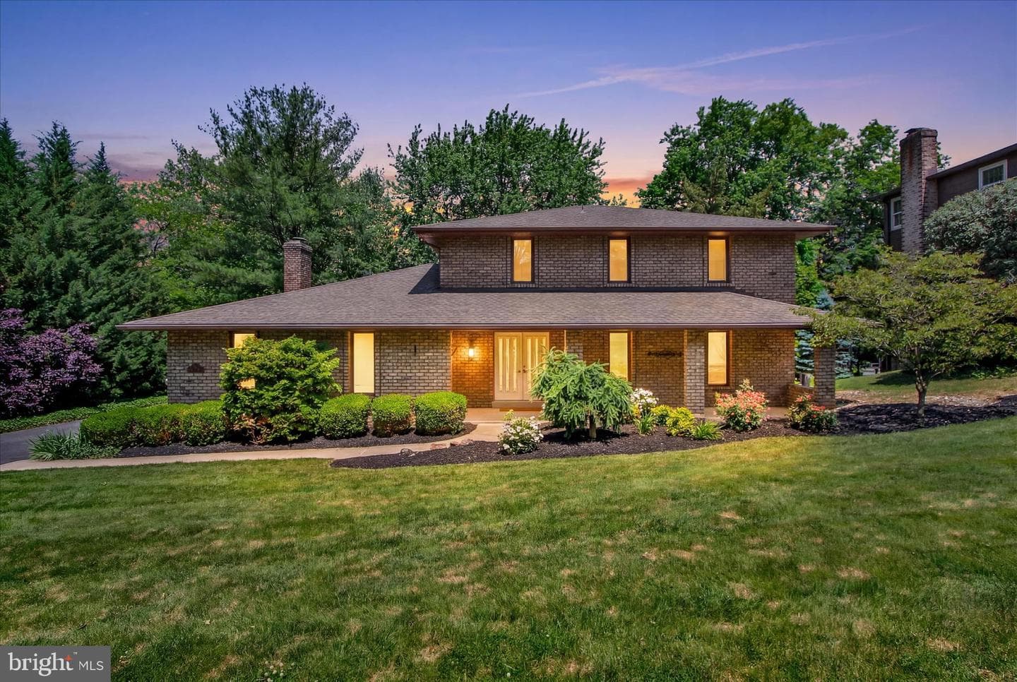 3240 Round Hill Road, York