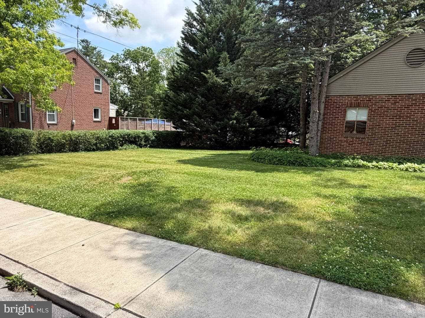 400 Baer Avenue photo 4