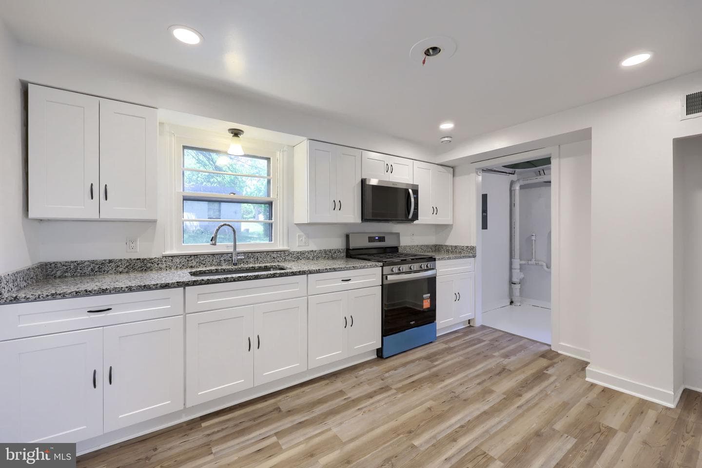 115 Cooper Street photo 10