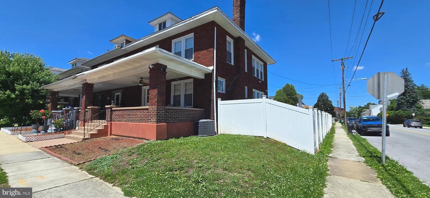 257 E Jackson Street, York