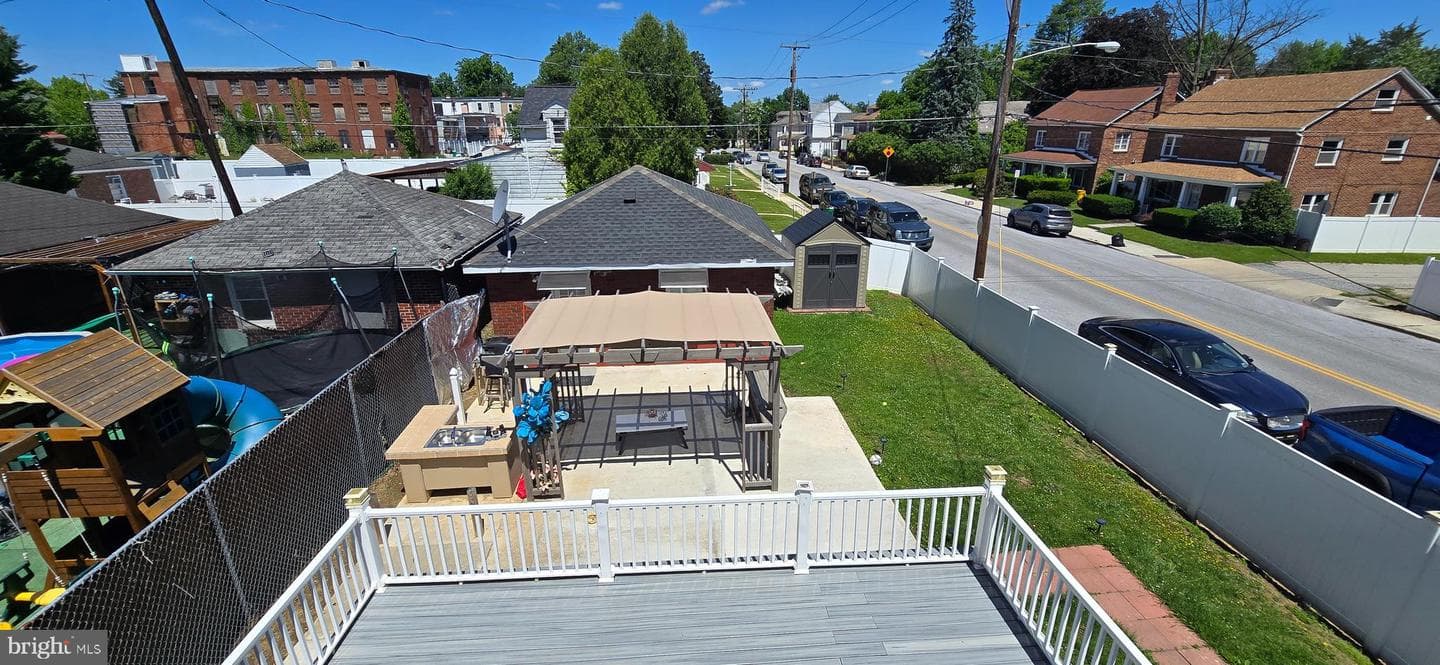 257 E Jackson Street photo 47