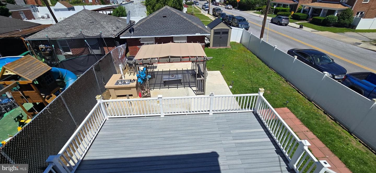 257 E Jackson Street photo 48