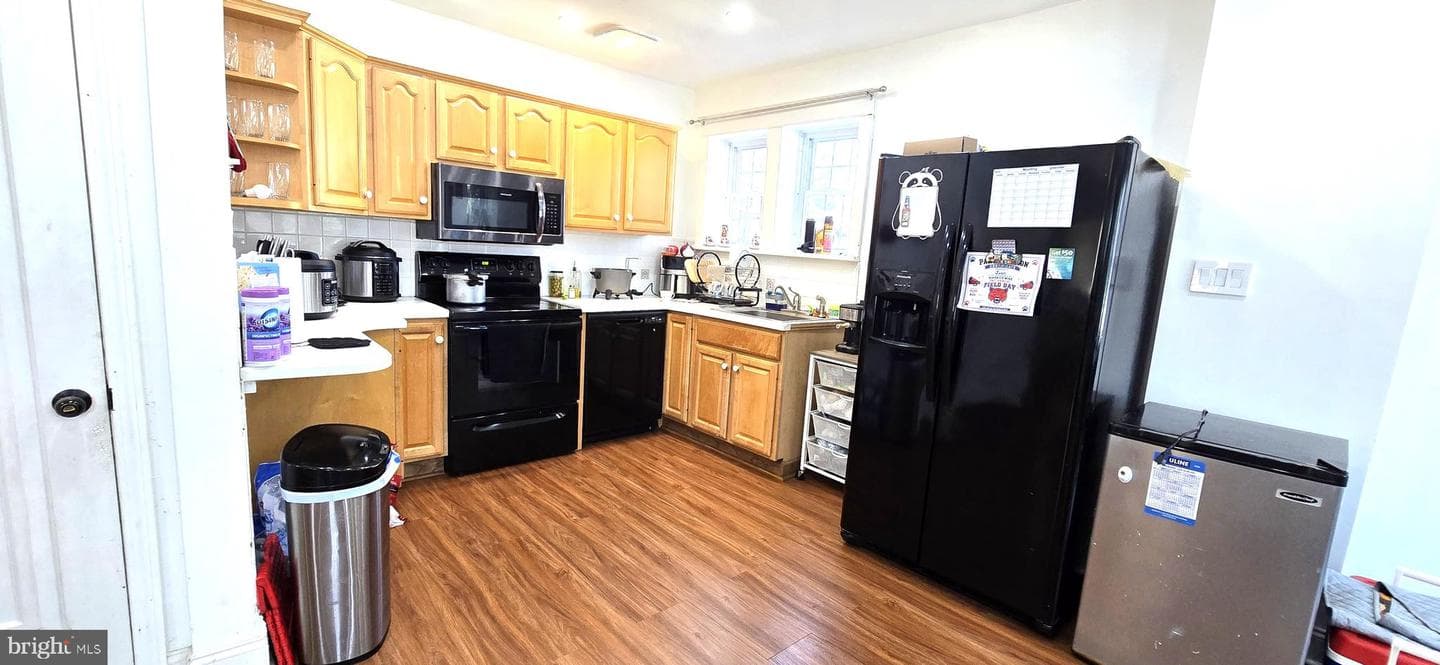 257 E Jackson Street photo 60