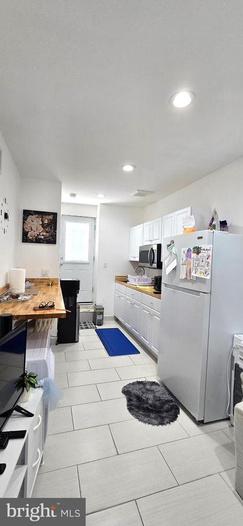 257 E Jackson Street photo 65