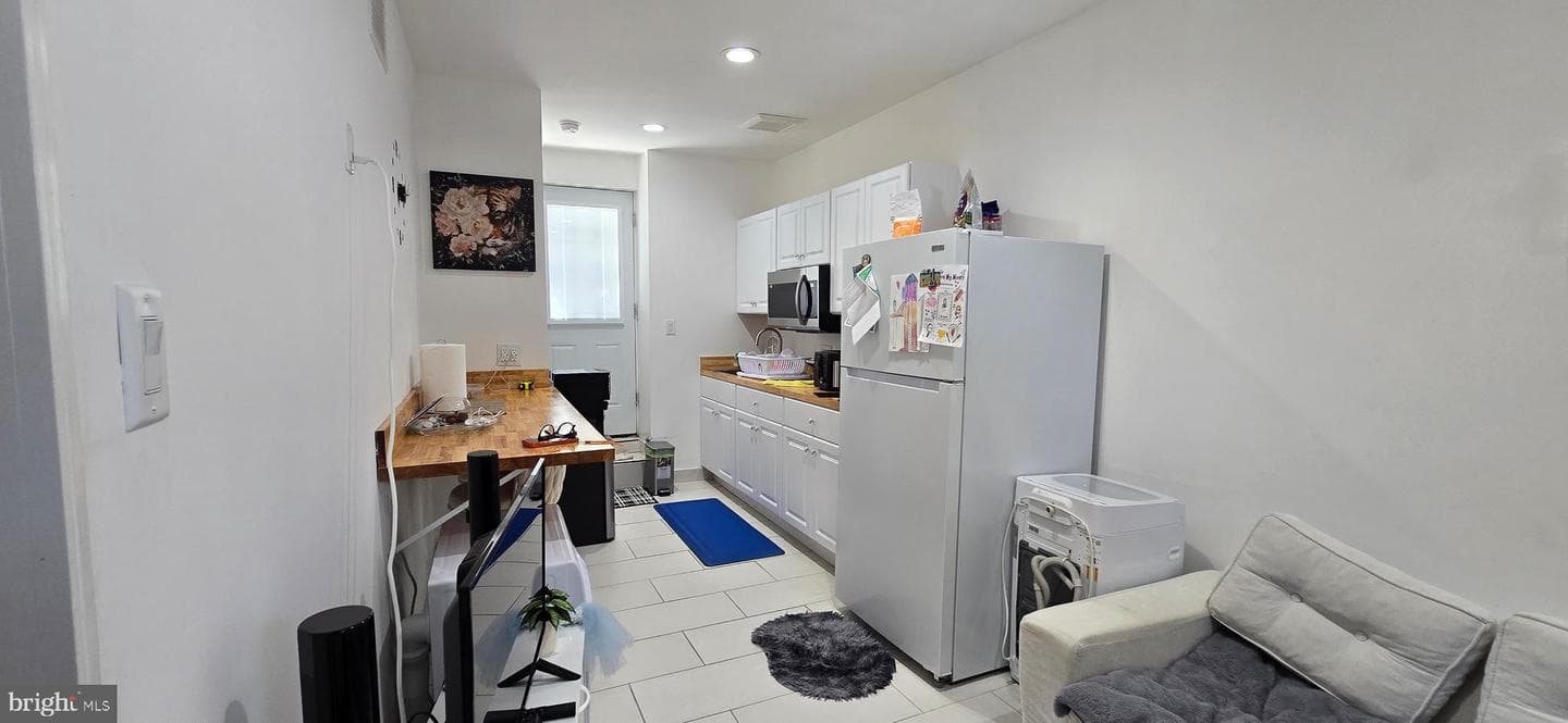 257 E Jackson Street photo 66