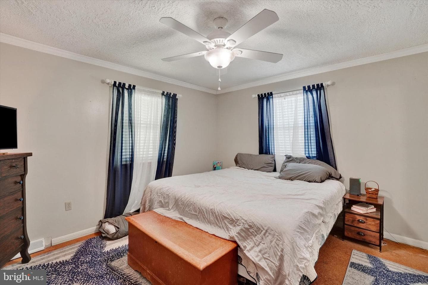 105 Lexington Road photo 13