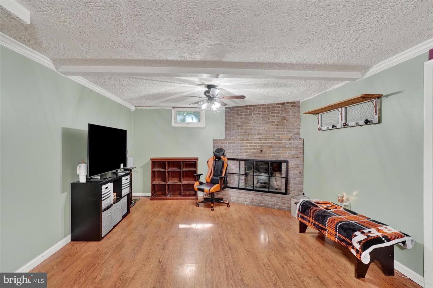 105 Lexington Road photo 17