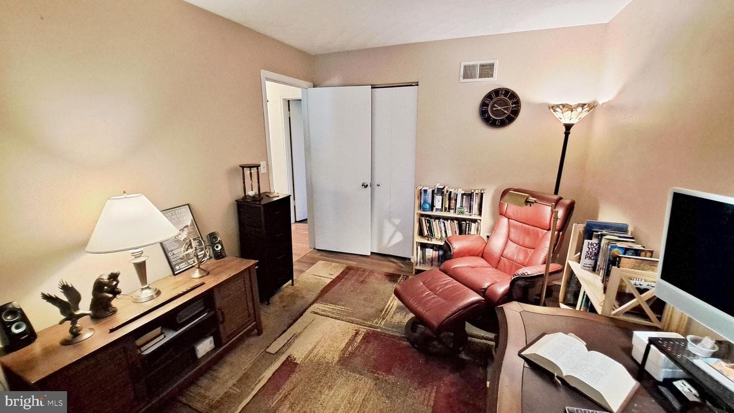 451 Clover Lane photo 32