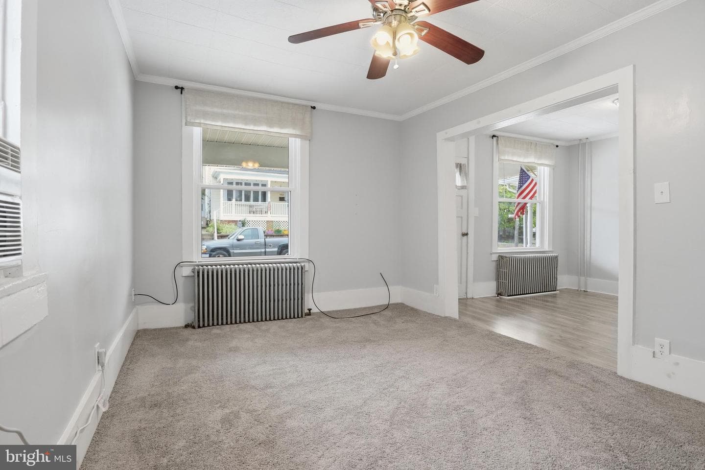 105 E Maple Street photo 10