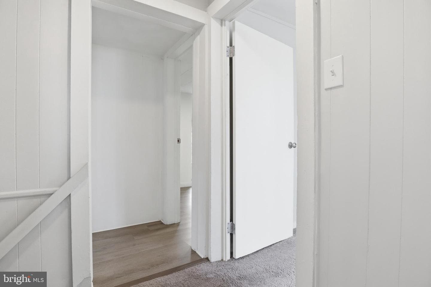 105 E Maple Street photo 17