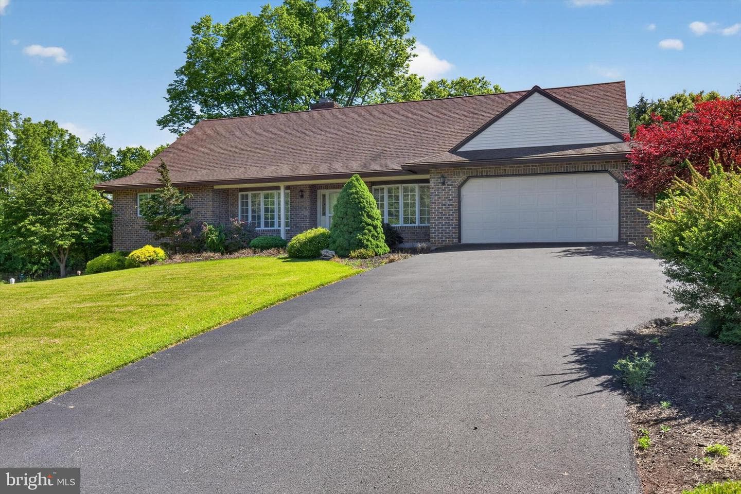 112 Bramblewood Lane photo 2