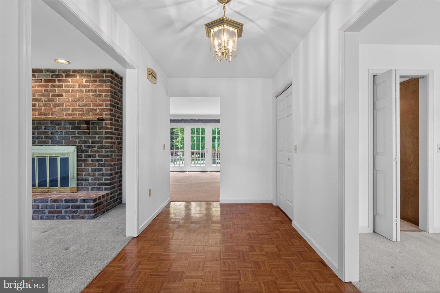 112 Bramblewood Lane photo 4