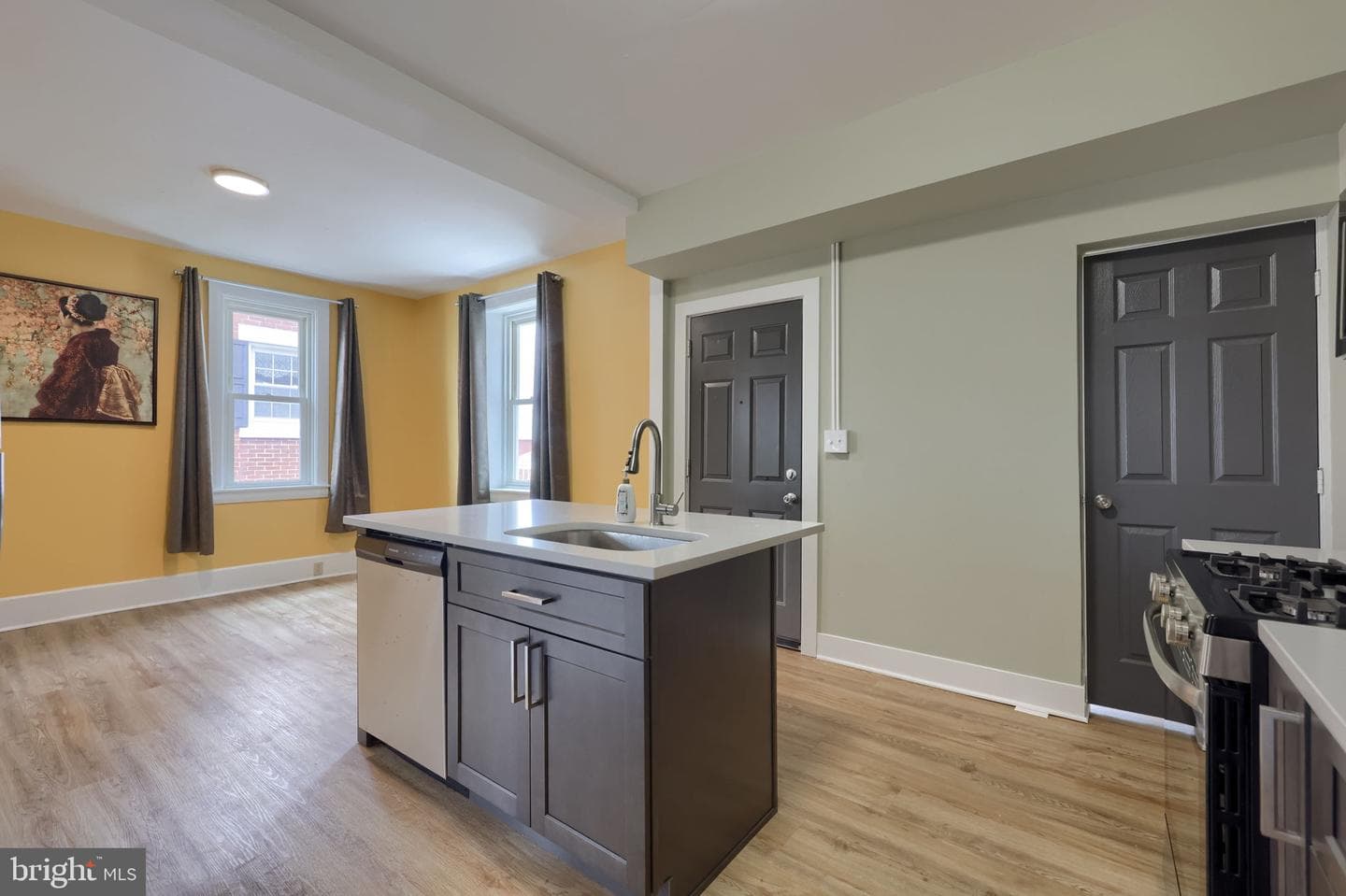 217 N Charles Street photo 16