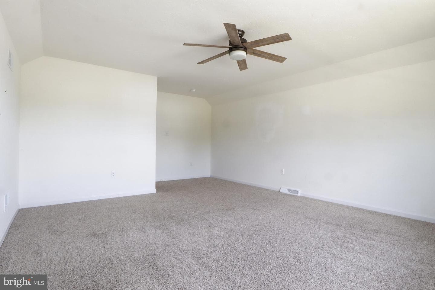 11 Kaitlyn Drive photo 41