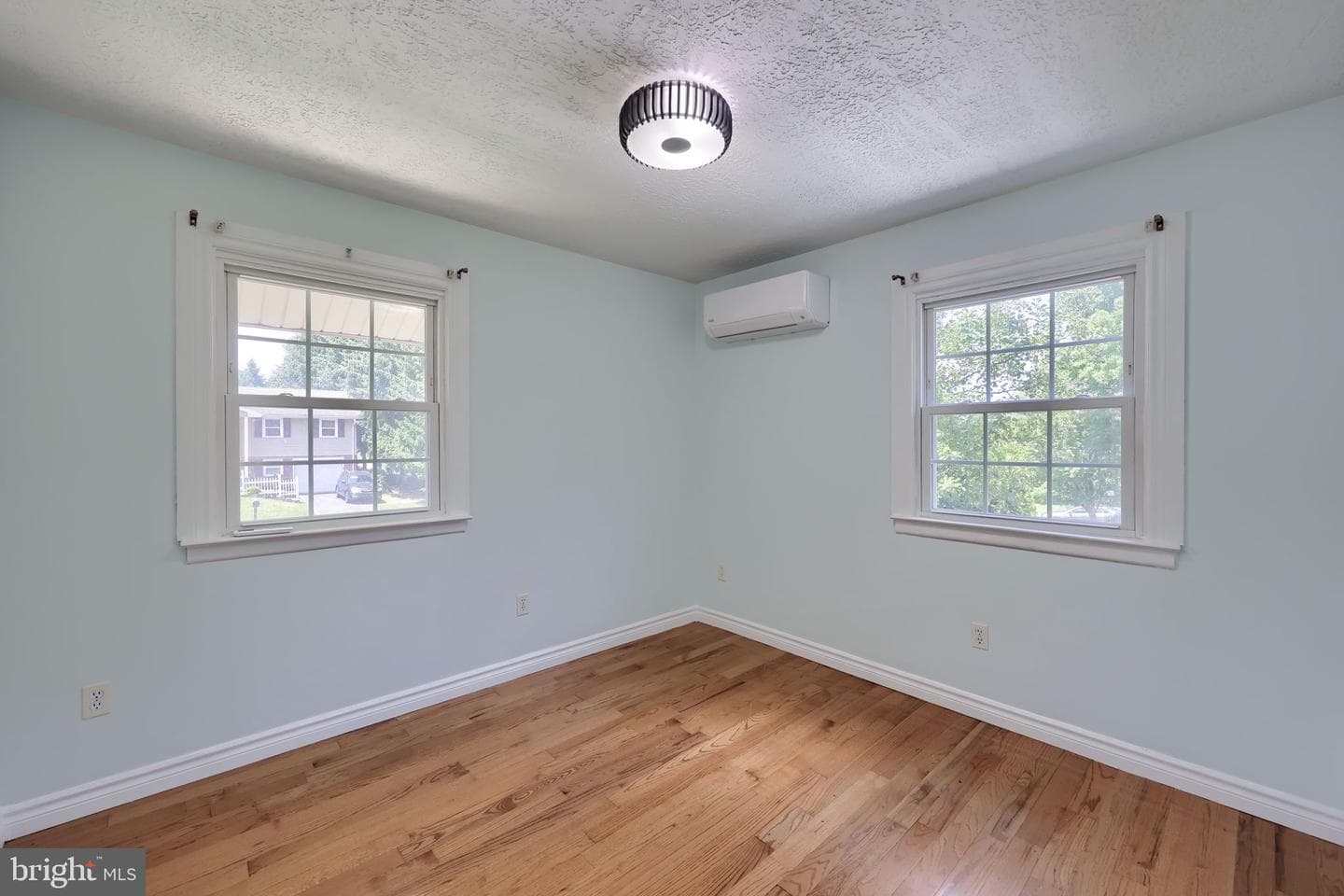 3495 Edenbridge Road photo 21