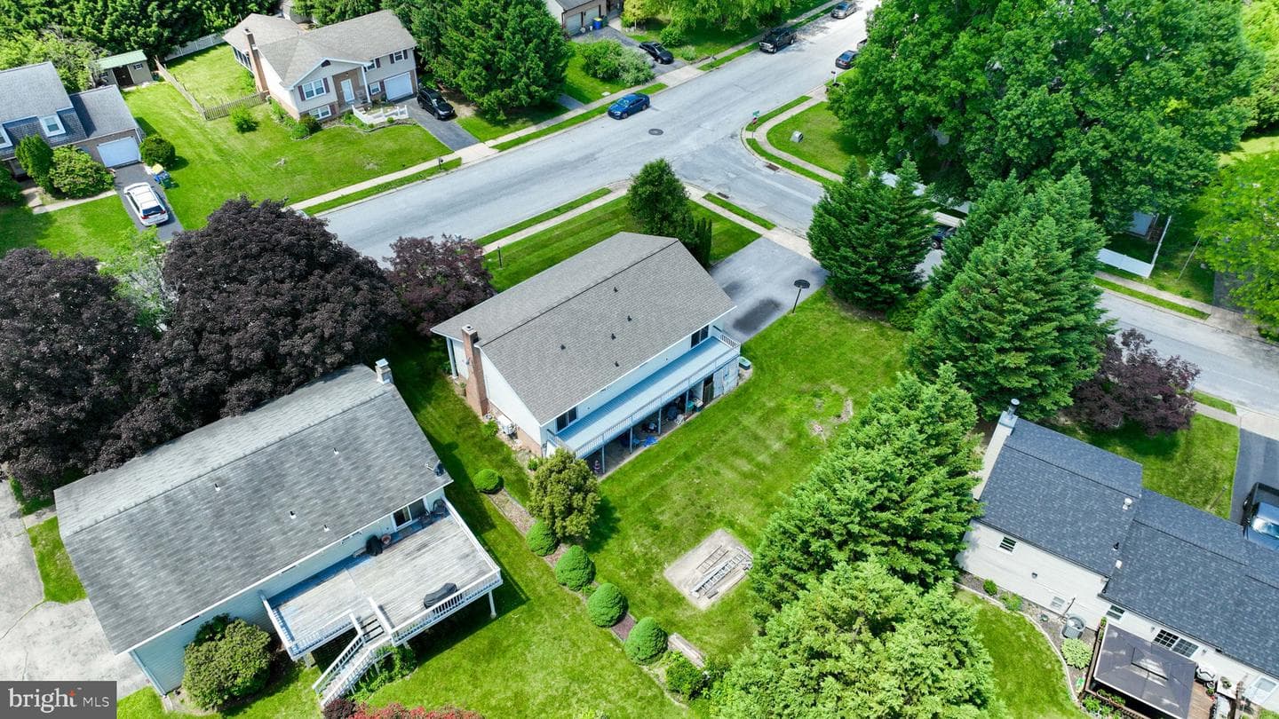 3495 Edenbridge Road photo 36