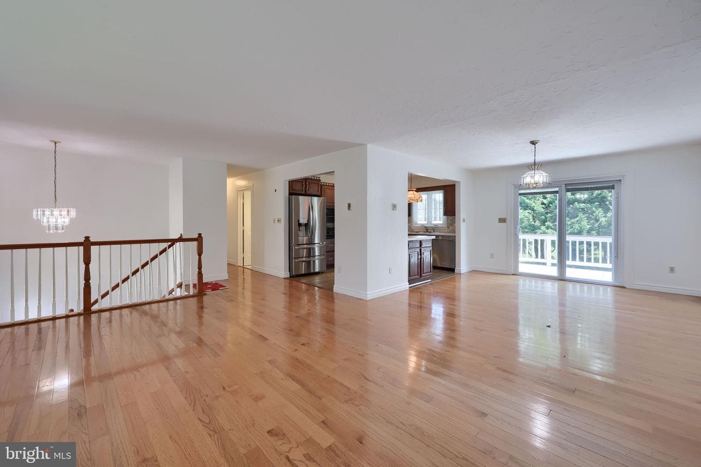 3495 Edenbridge Road photo 5