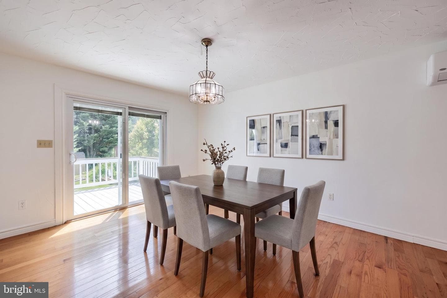 3495 Edenbridge Road photo 8
