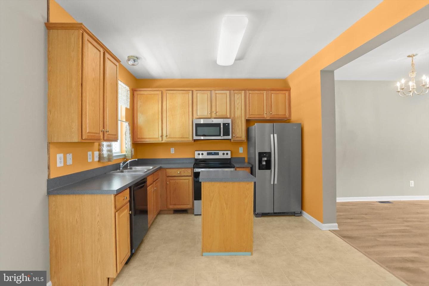 1889 Jamestown Lane #1889 photo 10