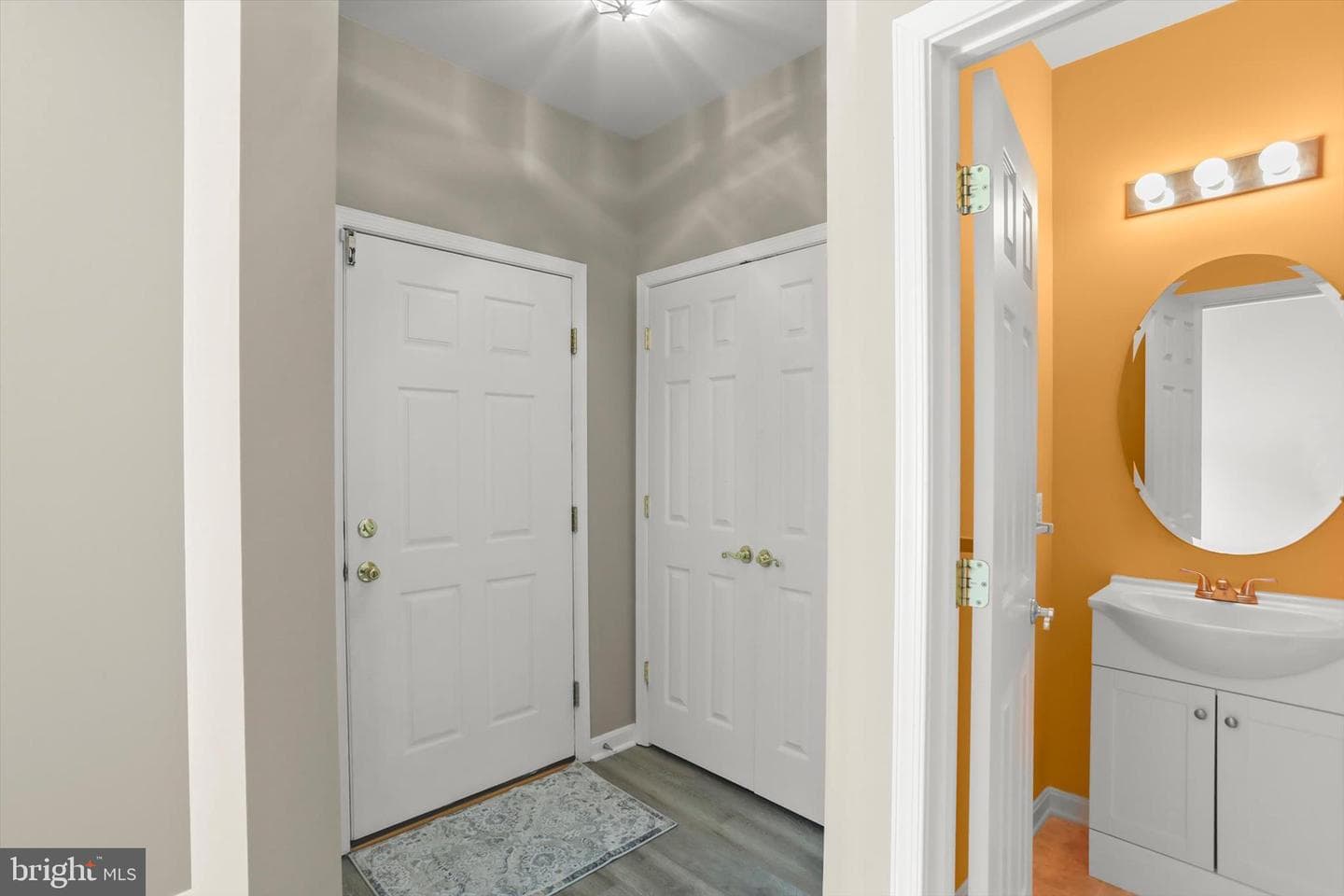 1889 Jamestown Lane #1889 photo 4