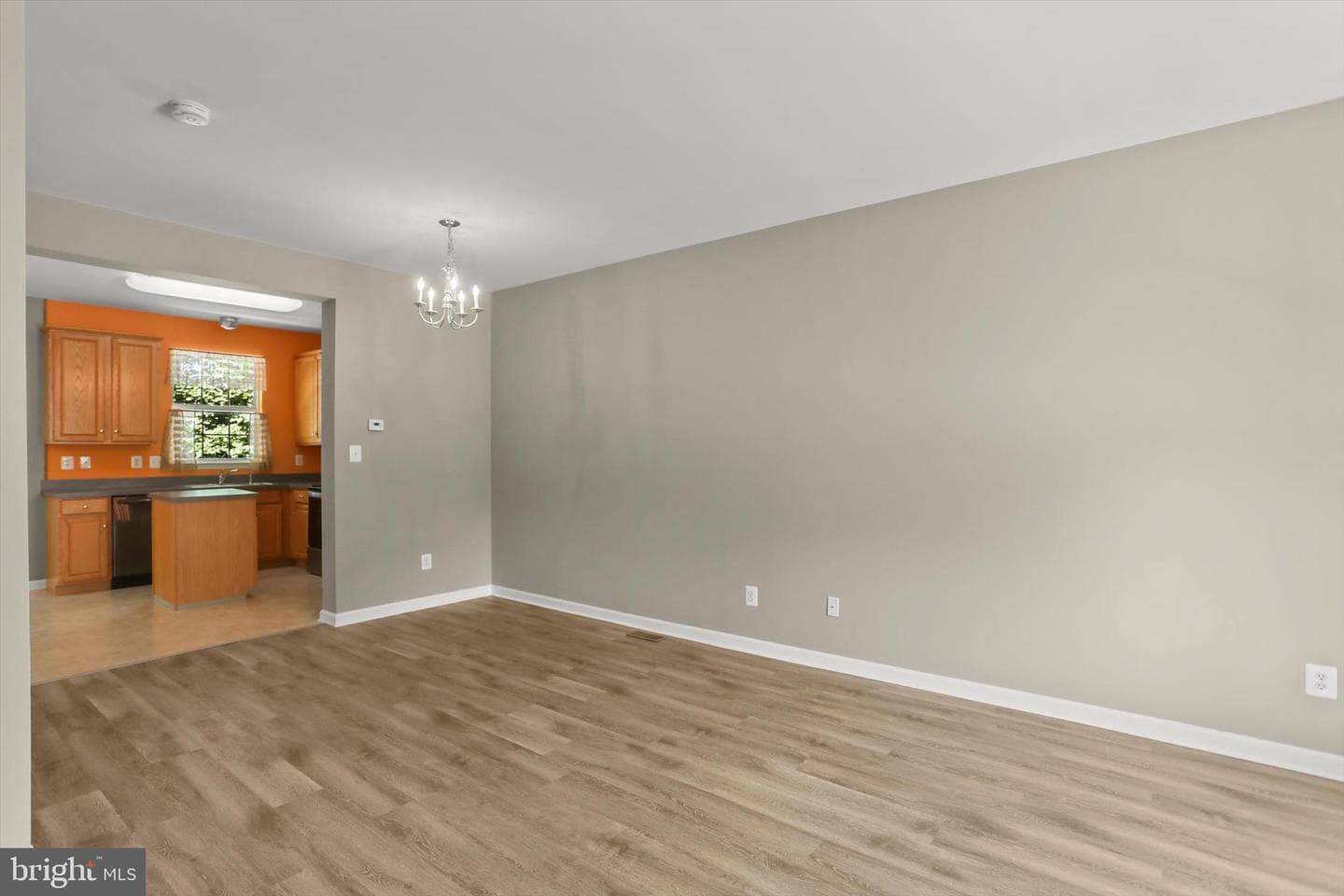 1889 Jamestown Lane #1889 photo 5