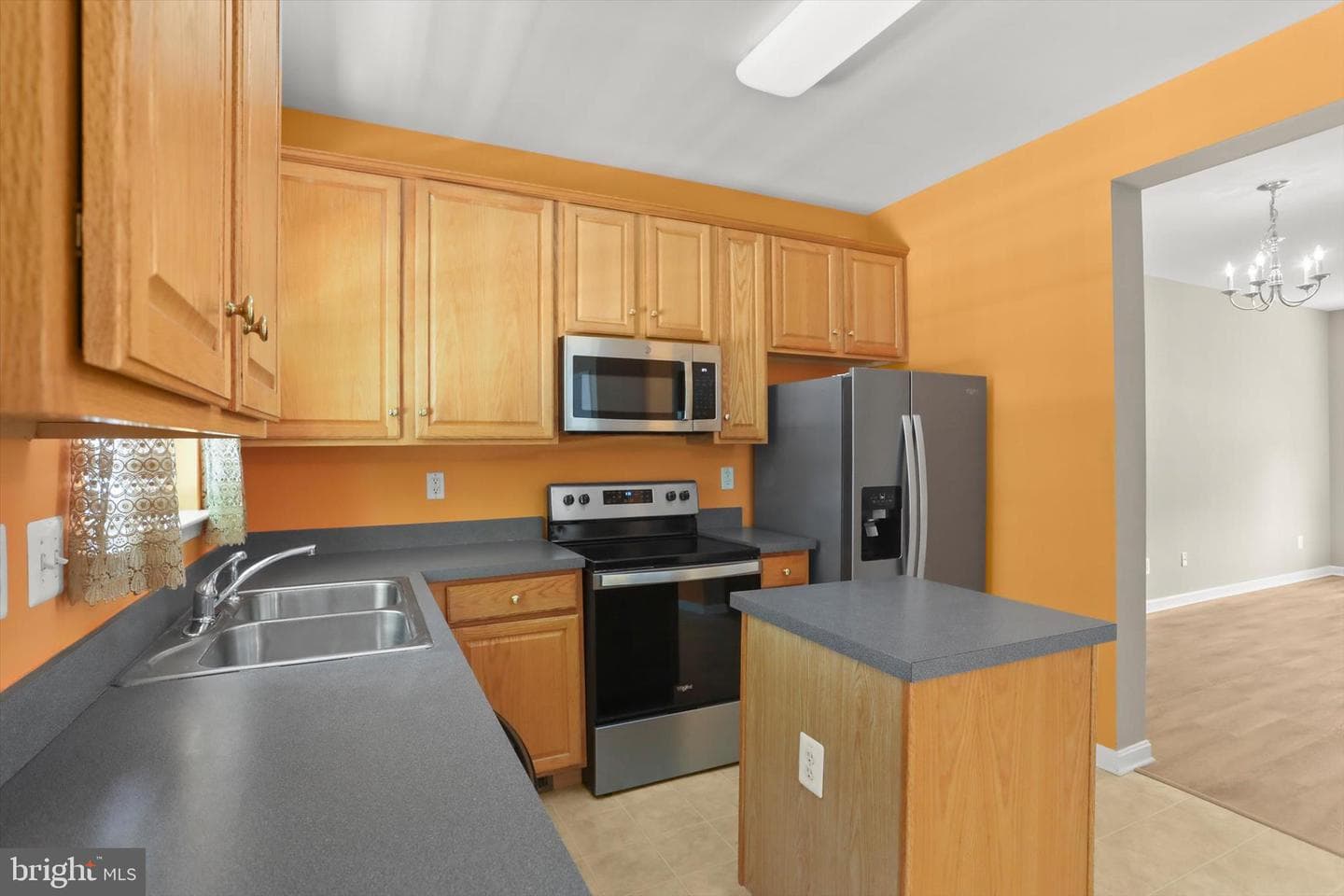 1889 Jamestown Lane #1889 photo 9