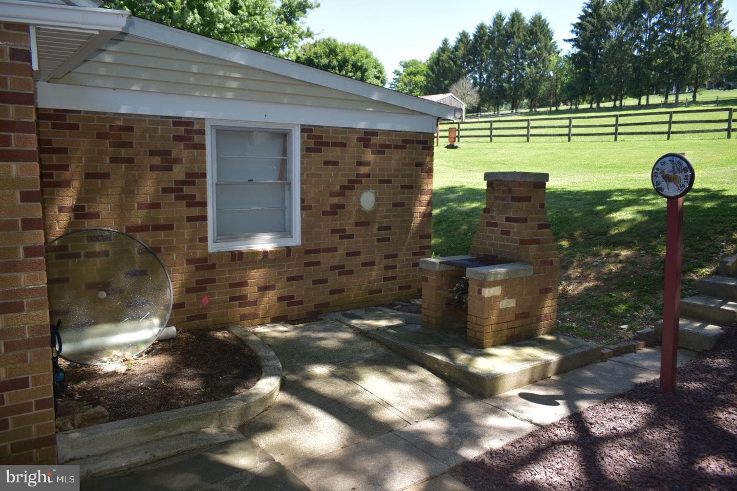 236 W Ore Street photo 8