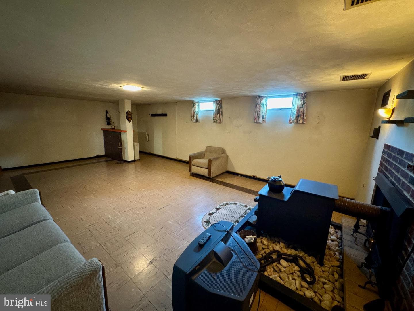 111 Haybrook Drive photo 34