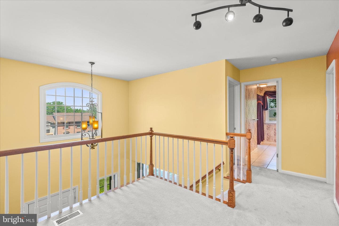 660 Woodside Road photo 25