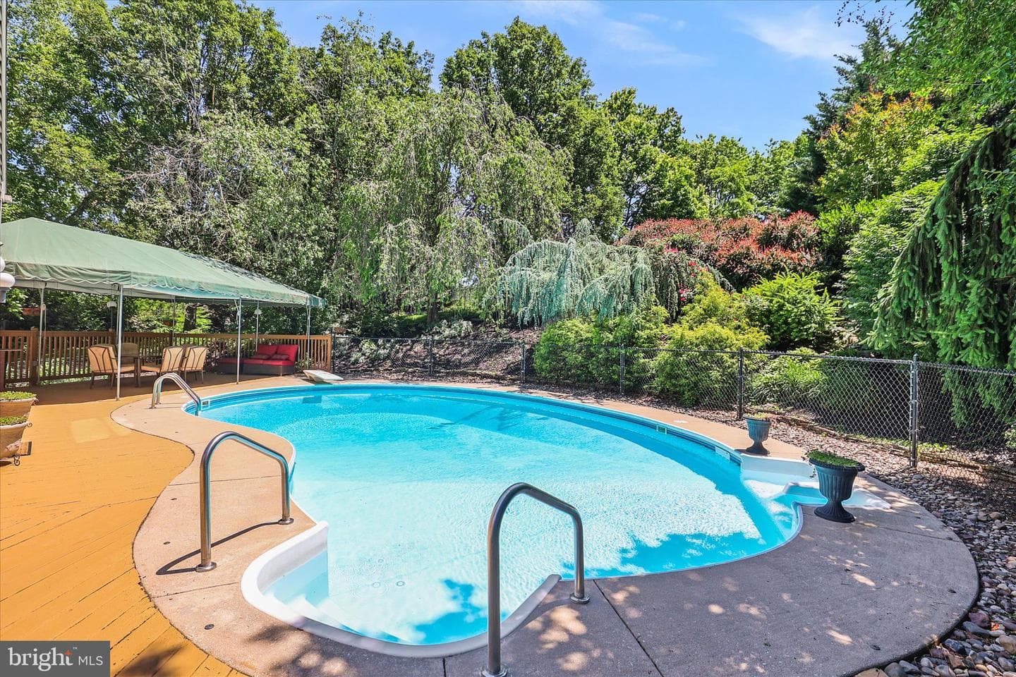 660 Woodside Road photo 47