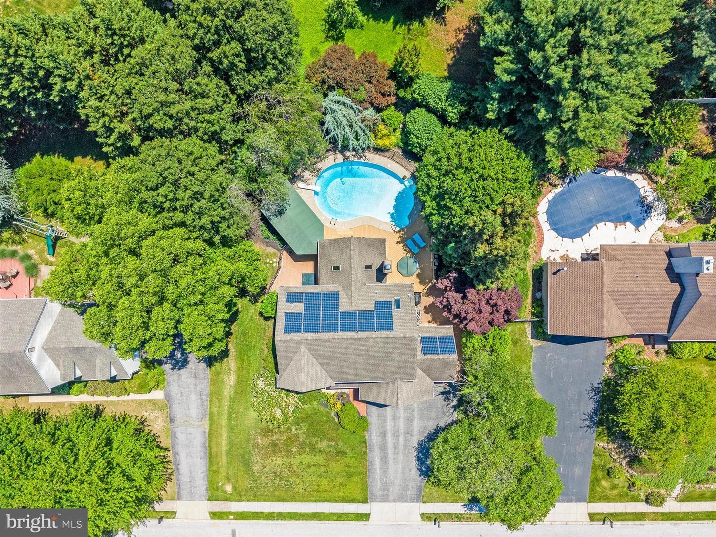 660 Woodside Road photo 5