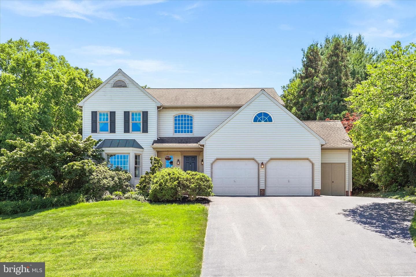 660 Woodside Road photo 6