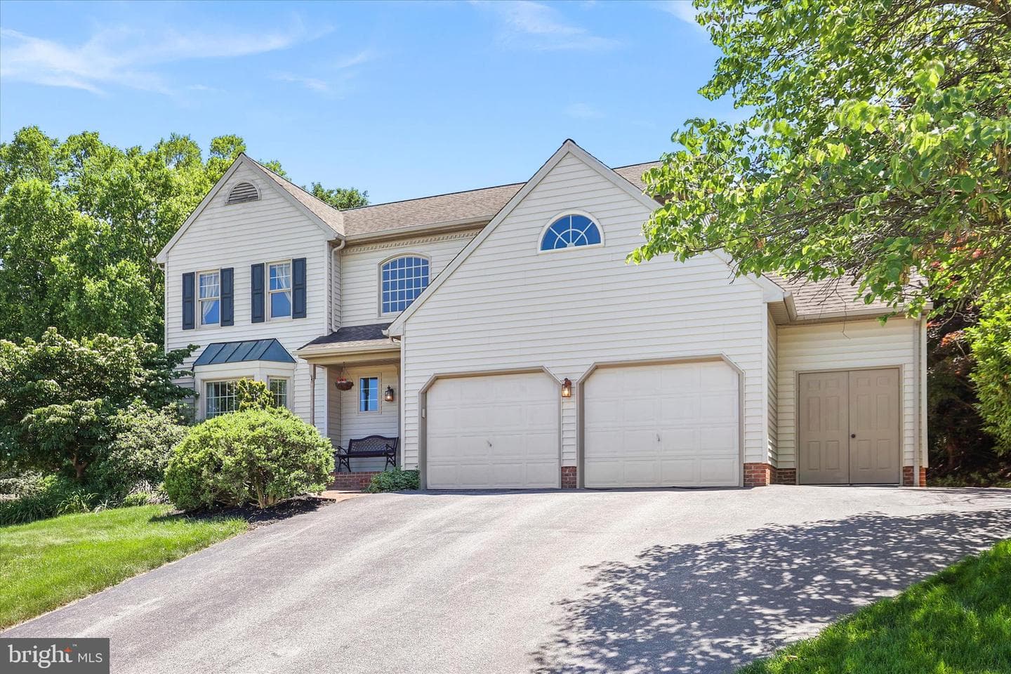 660 Woodside Road photo 8