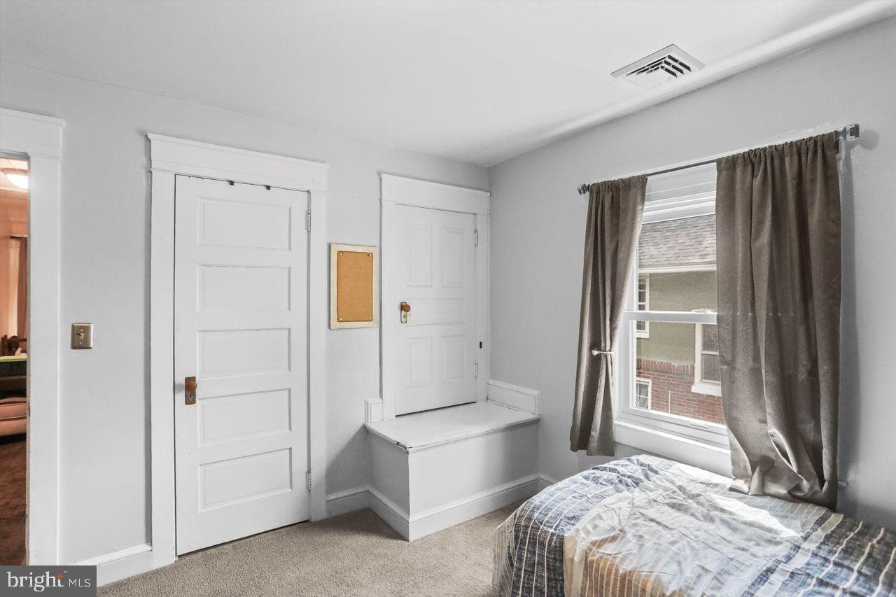 833 Arlington Road photo 16