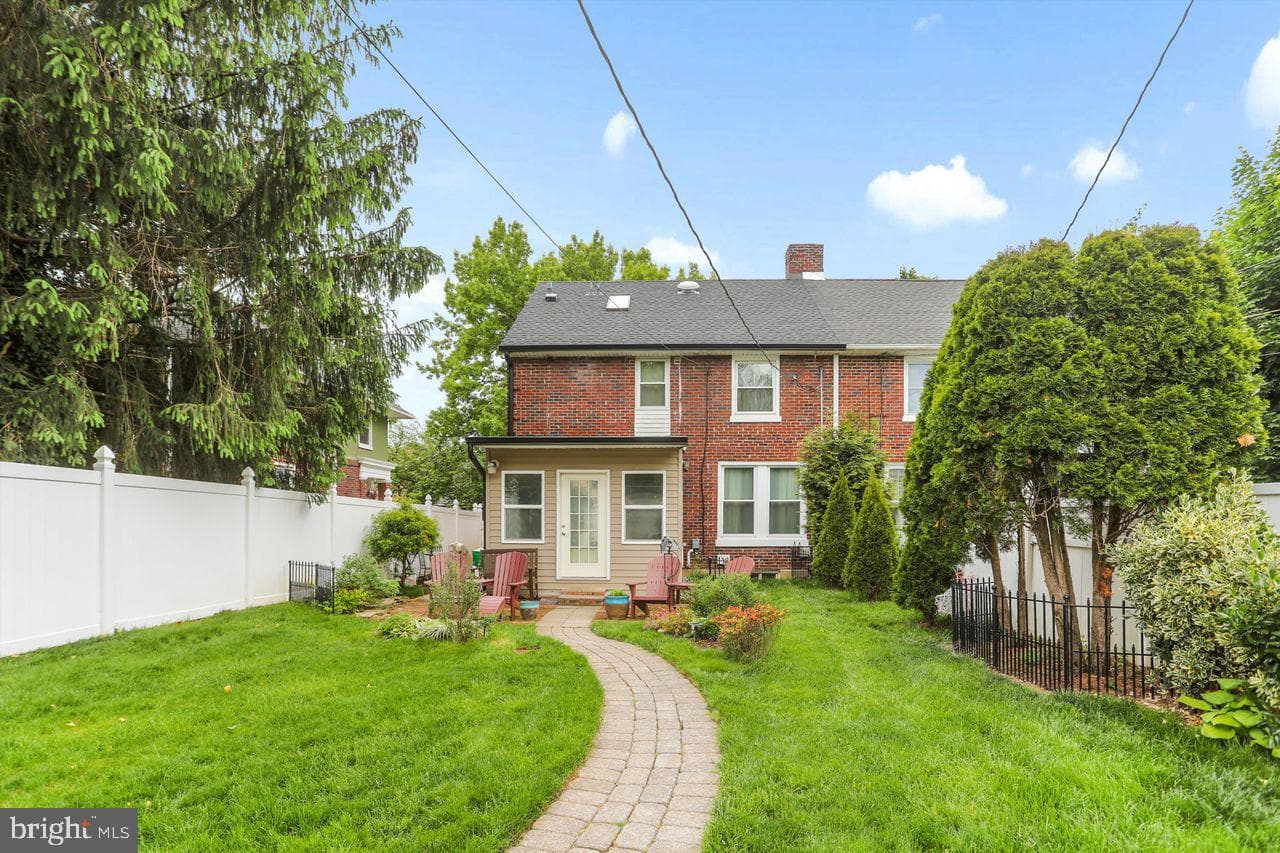 833 Arlington Road photo 20