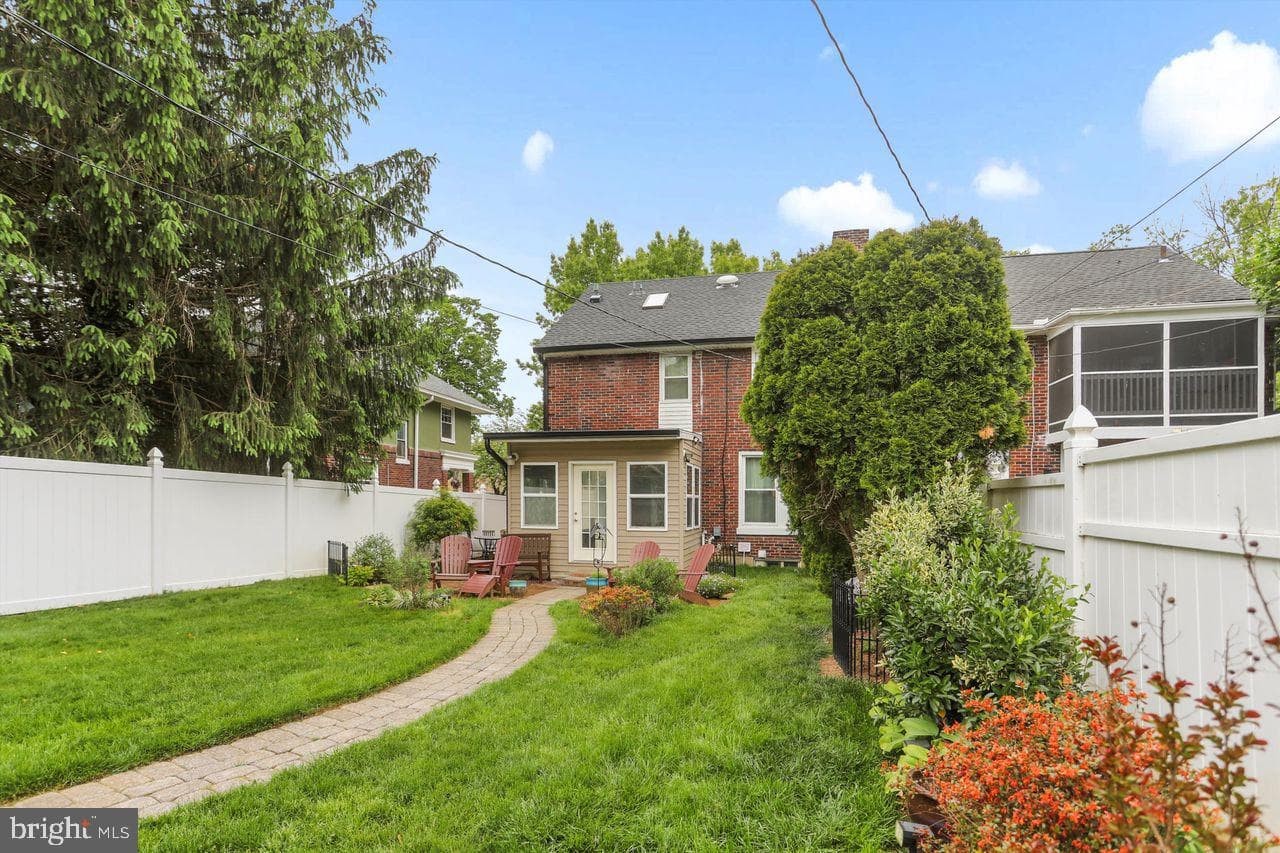 833 Arlington Road photo 21