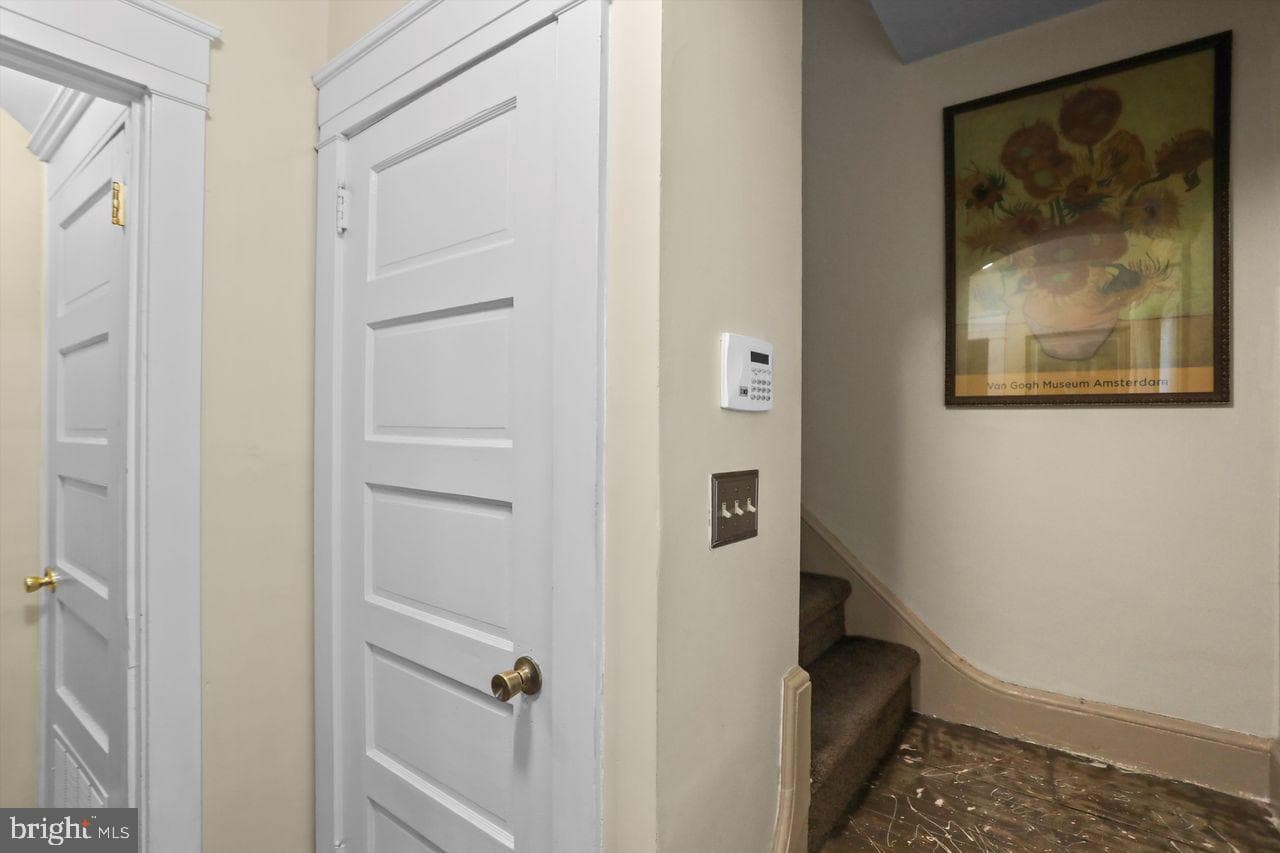 833 Arlington Road photo 4