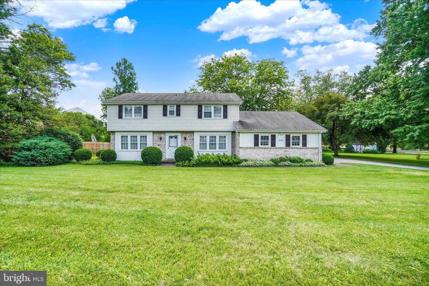 20 Fox Run Drive, York