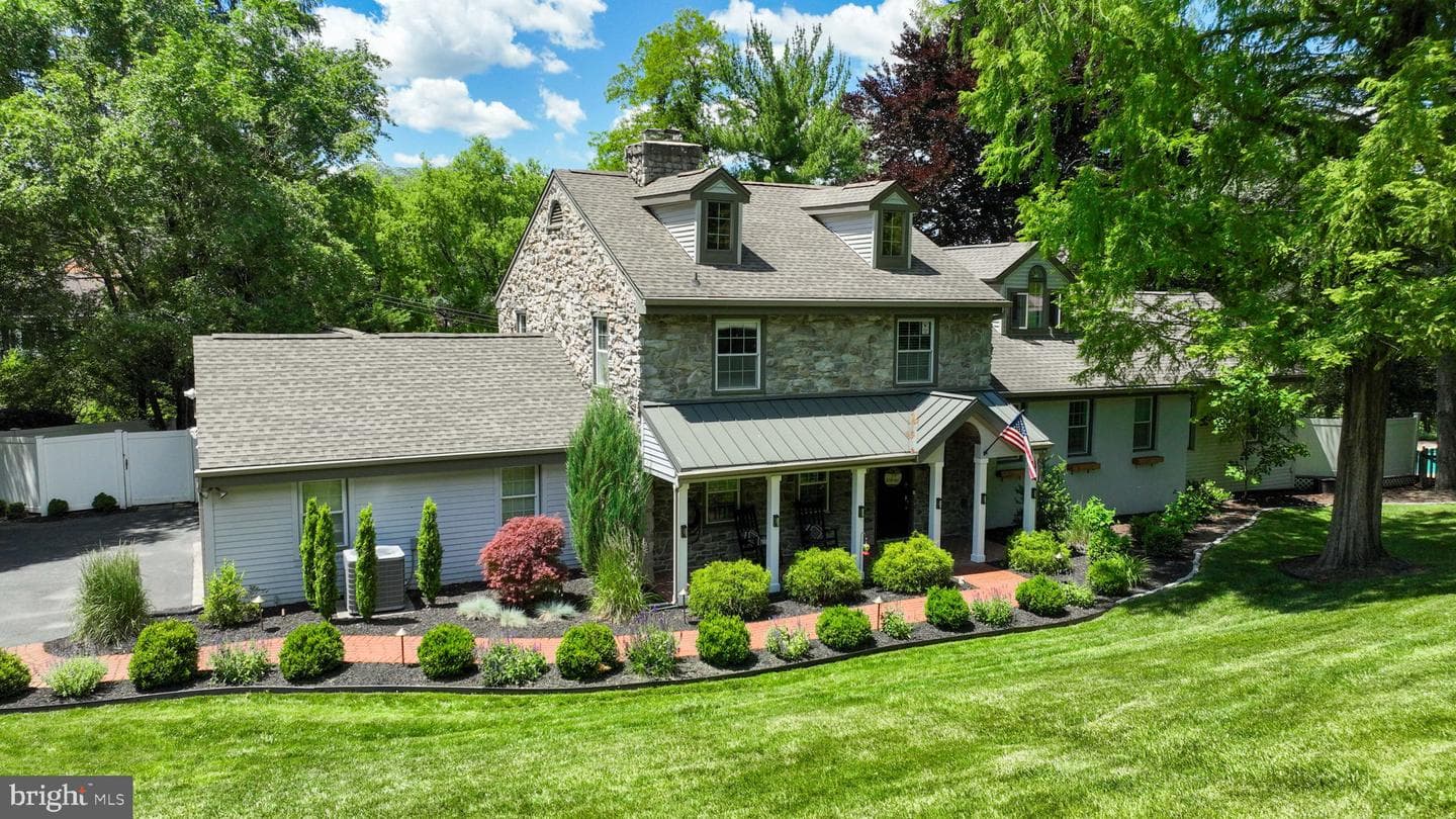 735 Carroll Rd, York