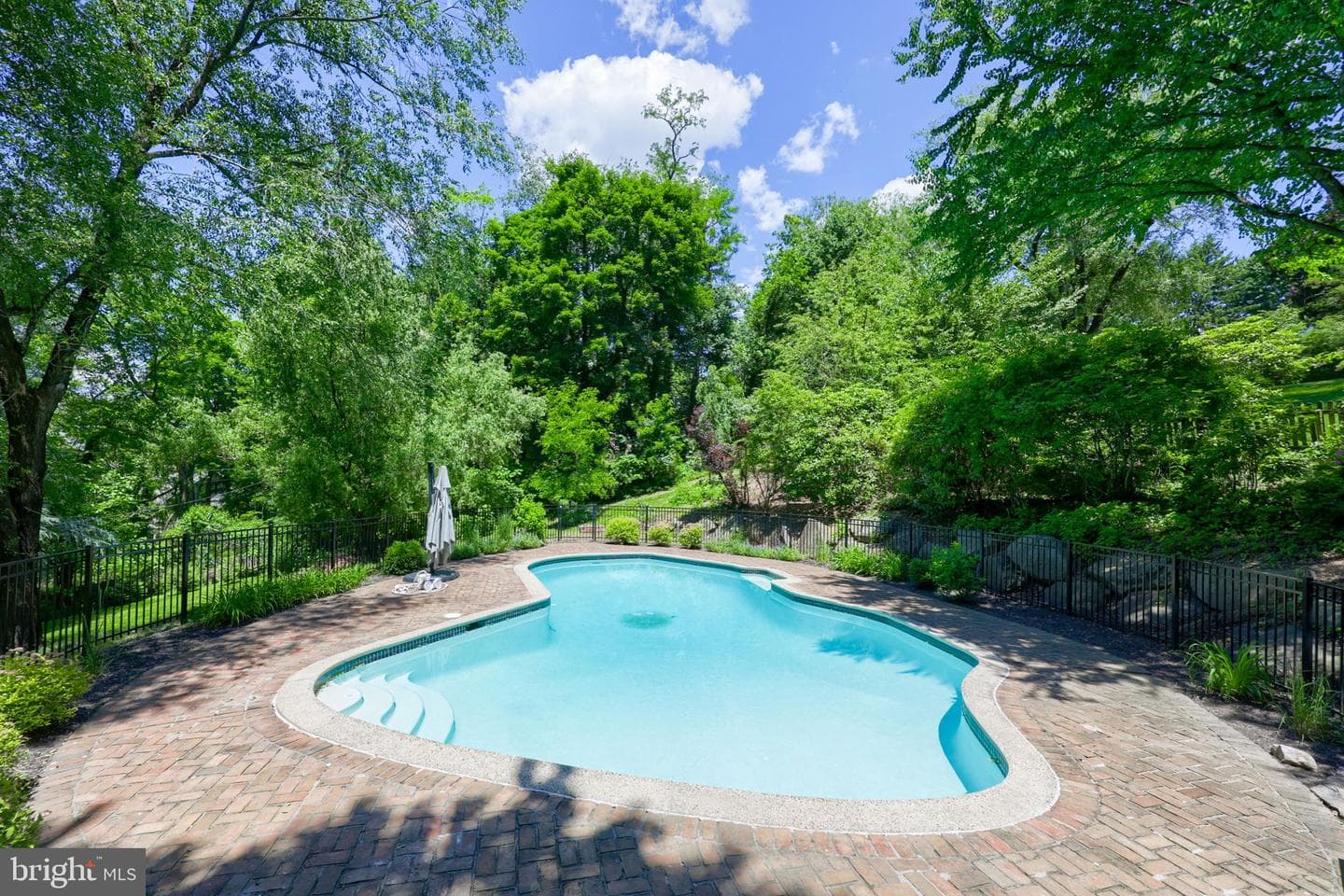 735 Carroll Rd, York