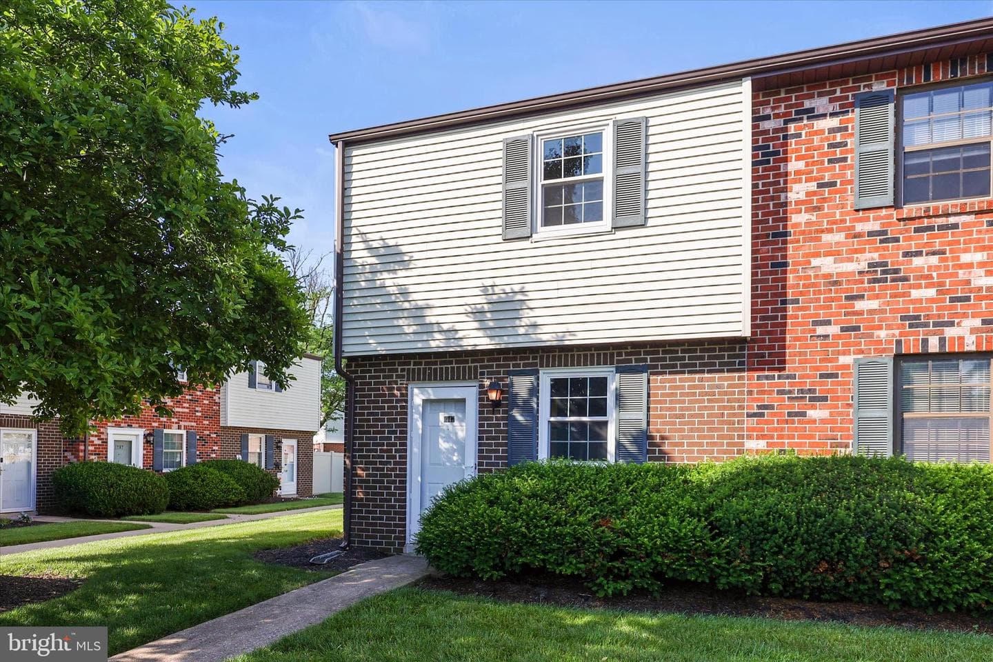 1747 Baron Drive, York