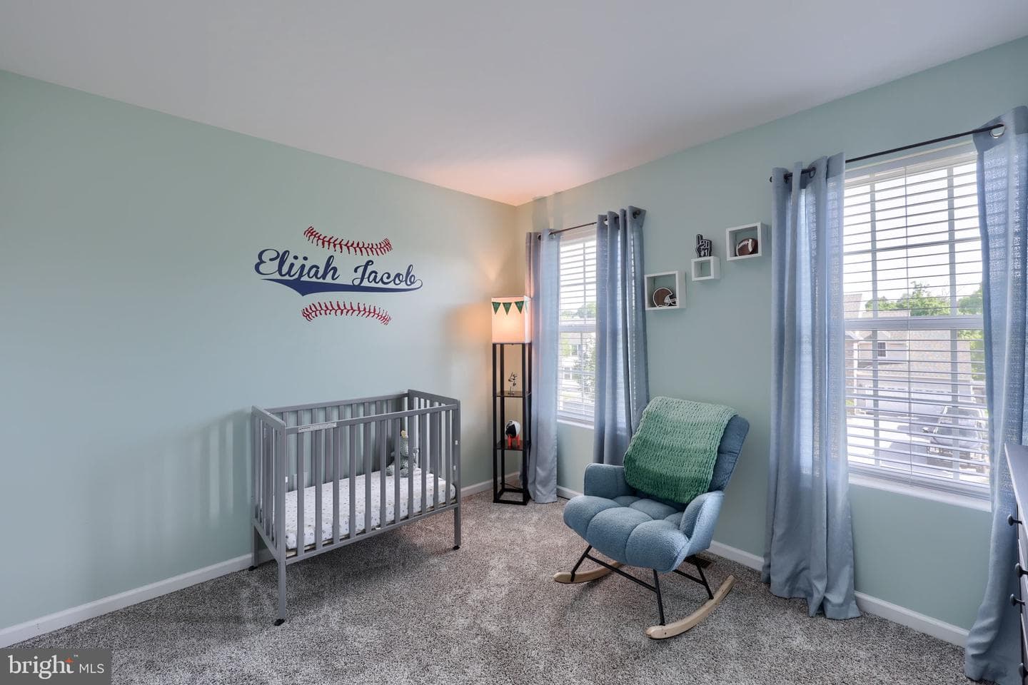 100 Surrey Lane photo 26