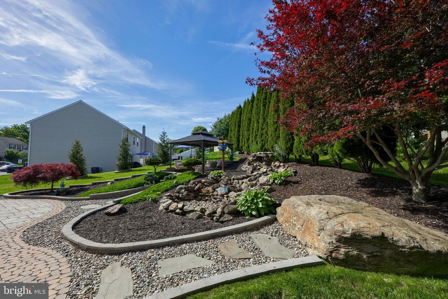 100 Surrey Lane photo 36