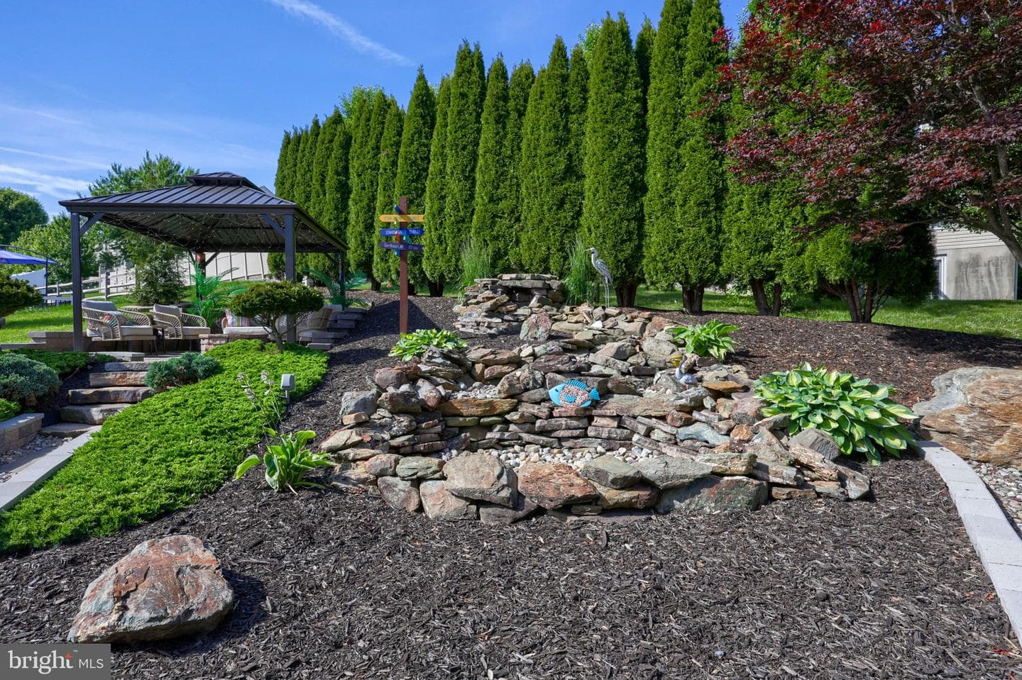 100 Surrey Lane photo 37