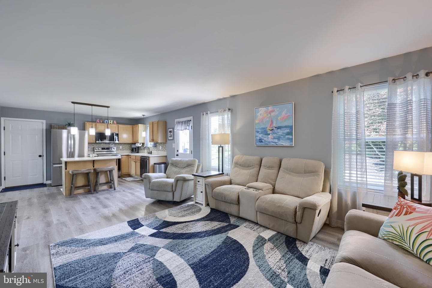 100 Surrey Lane photo 8