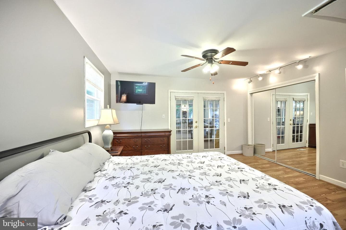 5624 Church Road photo 19
